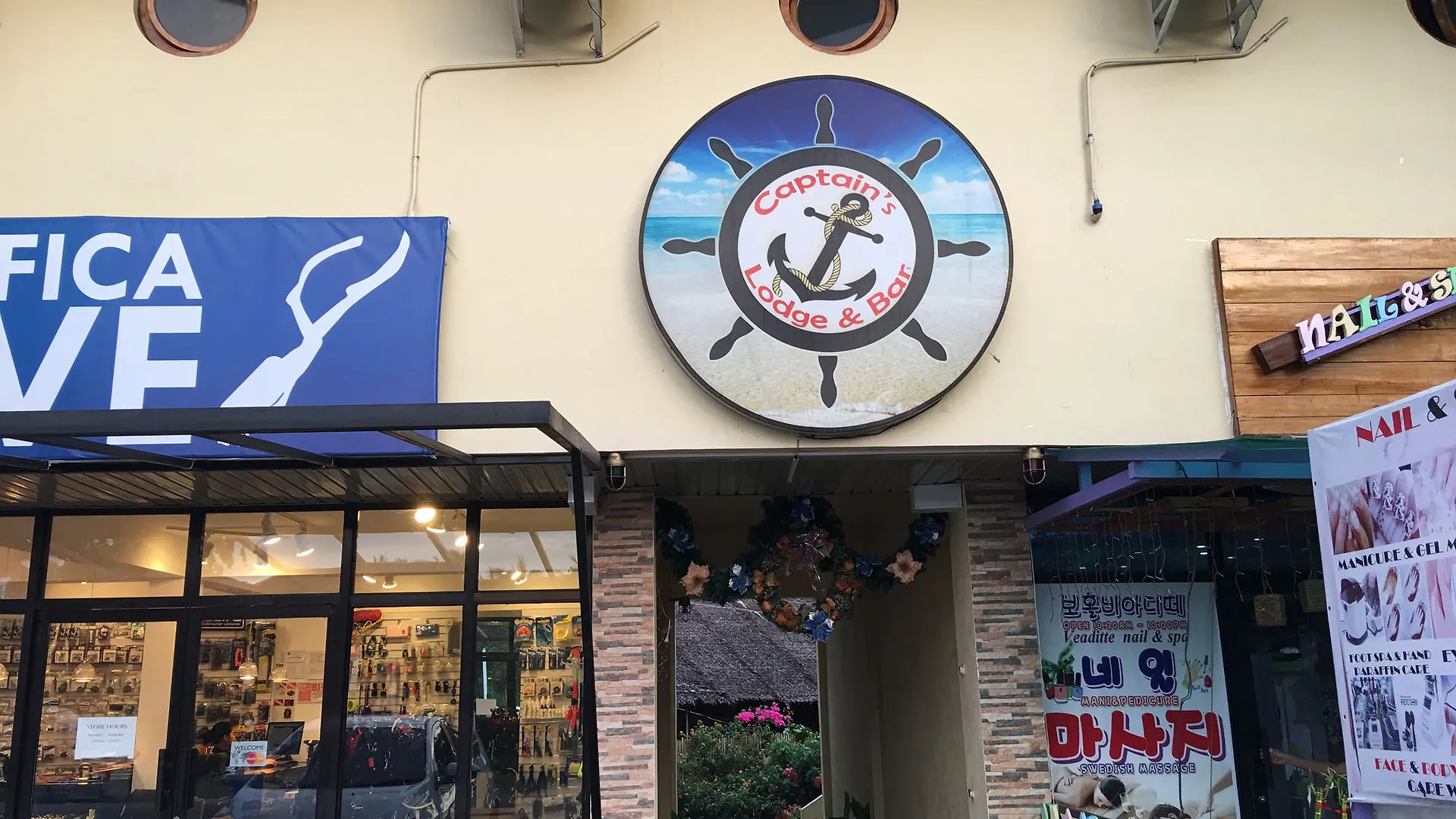 Captain'S Lodge And Bar Panglao