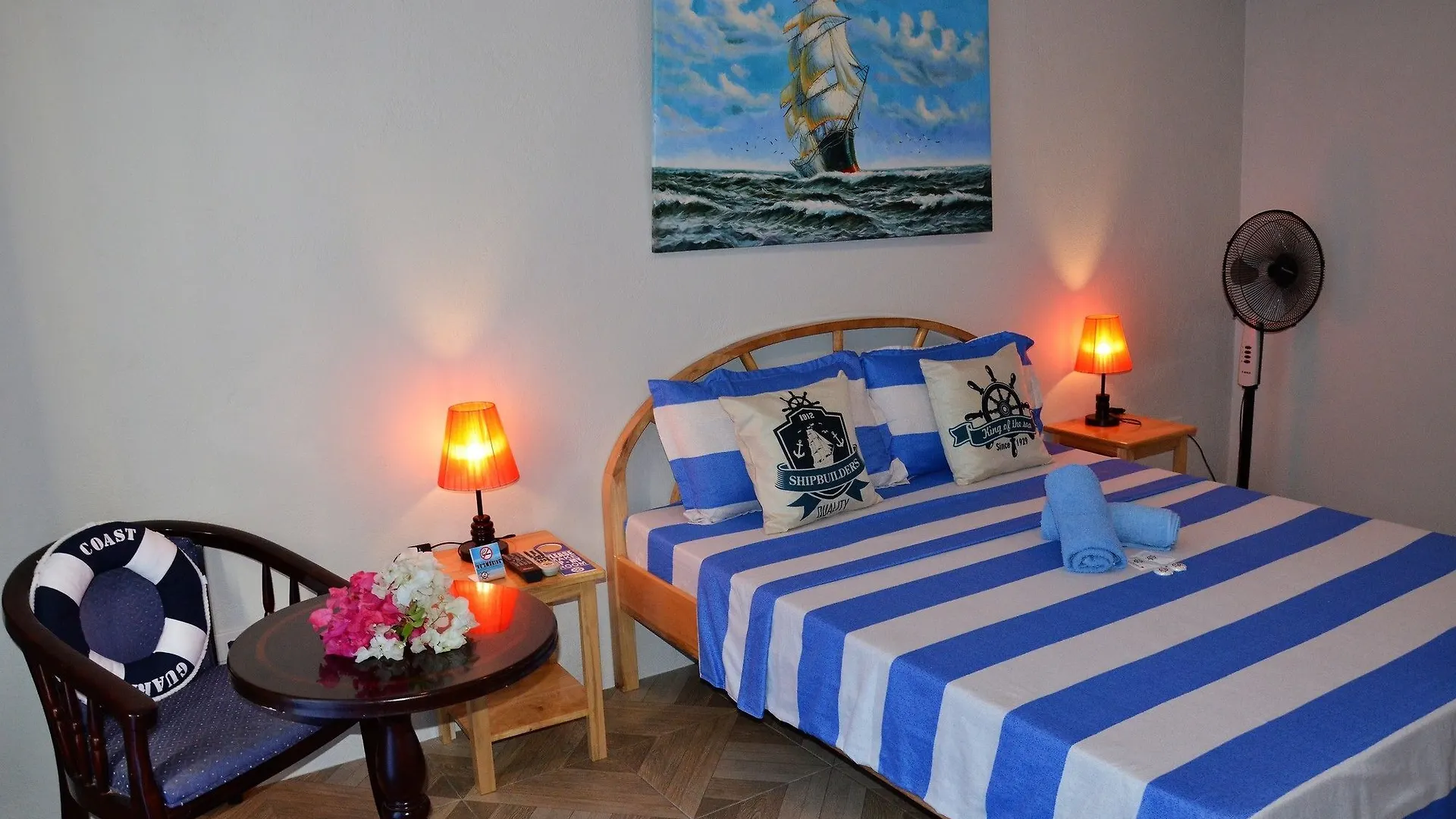 Captain\'S Lodge And Bar location