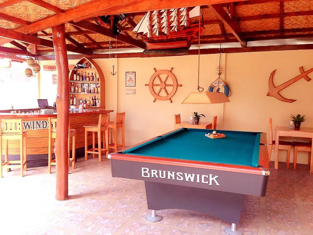 Captain'S Lodge And Bar Panglao Inn