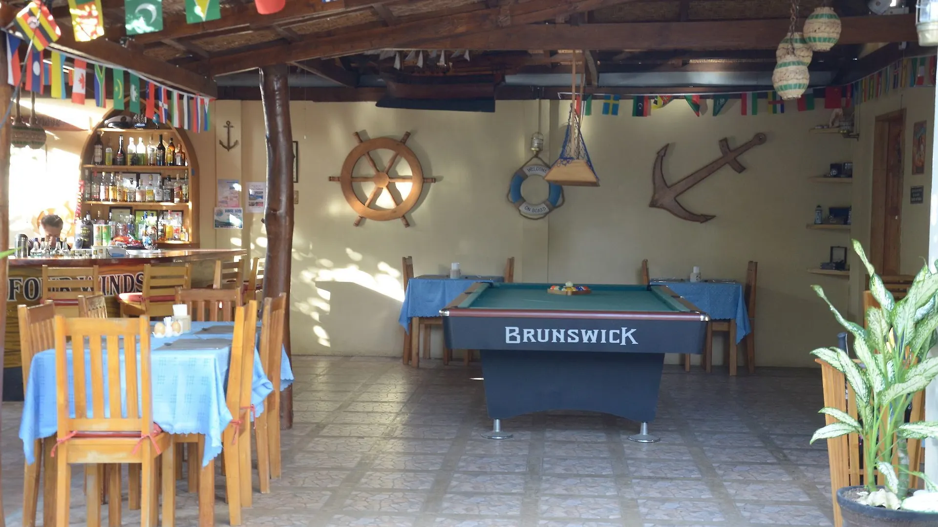 Captain'S Lodge And Bar Panglao
